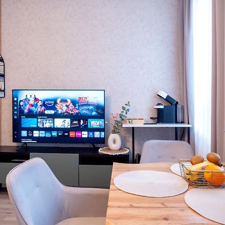 Queens Peak Apartments Köln Ngoại thất bức ảnh