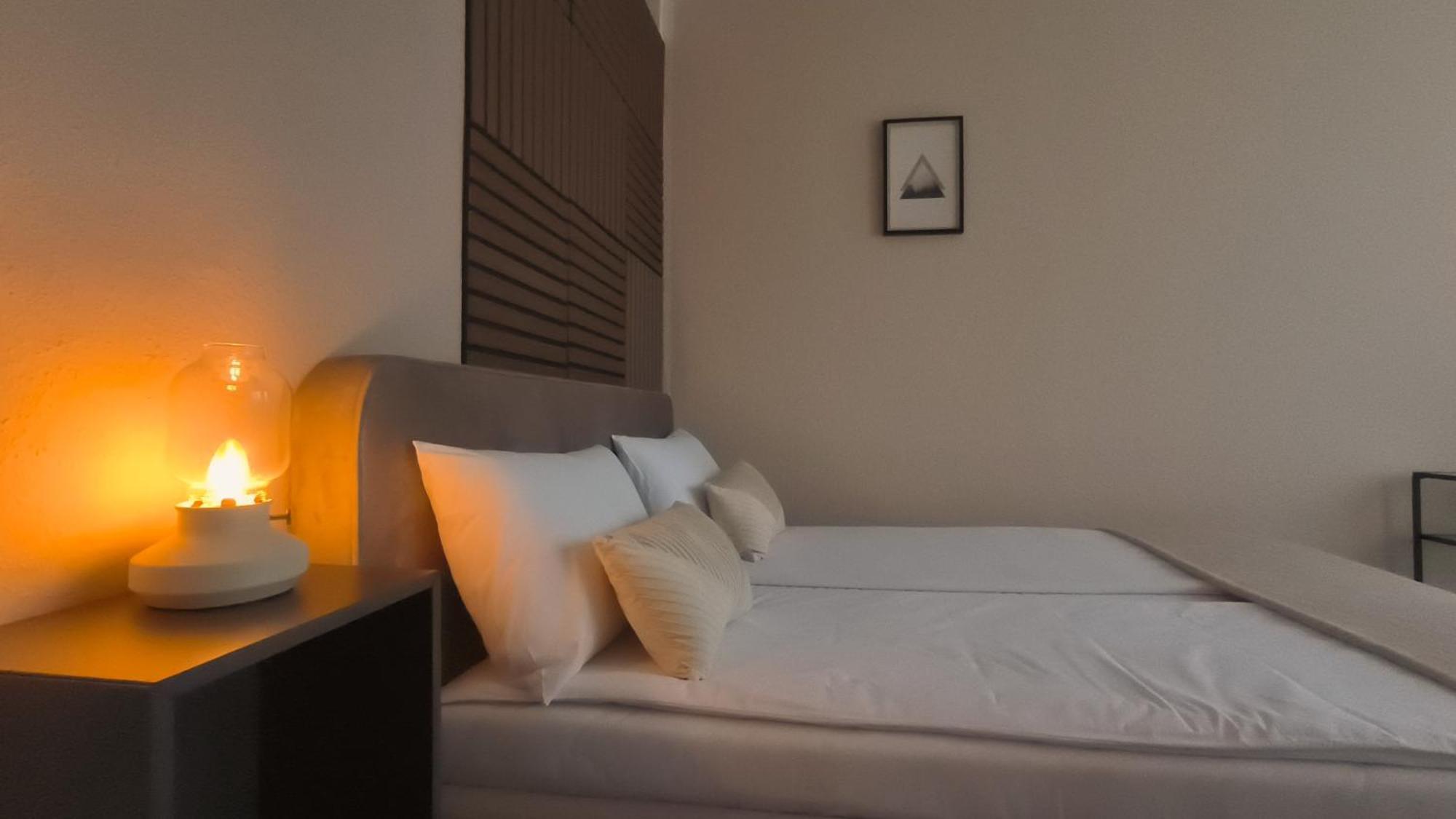 Queens Peak Apartments Köln Ngoại thất bức ảnh